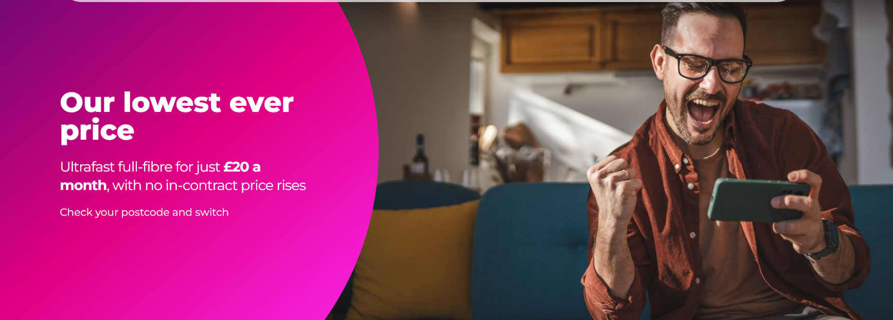 Truespeed full-fibre broadband engineer working in Bath, UK